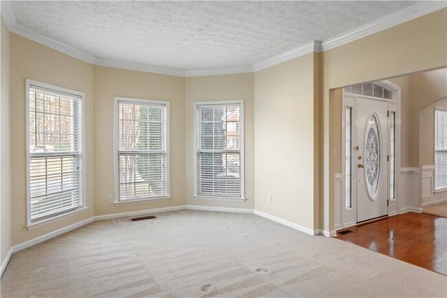 Building Photo - 130 S Links Dr