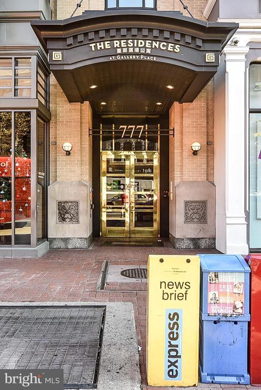 Building Photo - 777 7th St NW