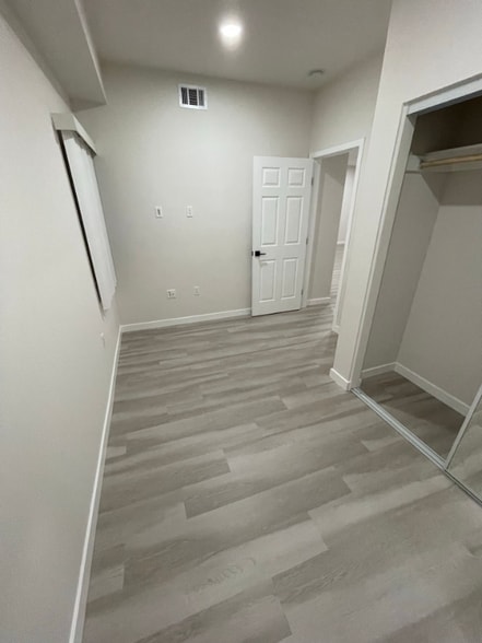 Building Photo - 2341 Ulric St