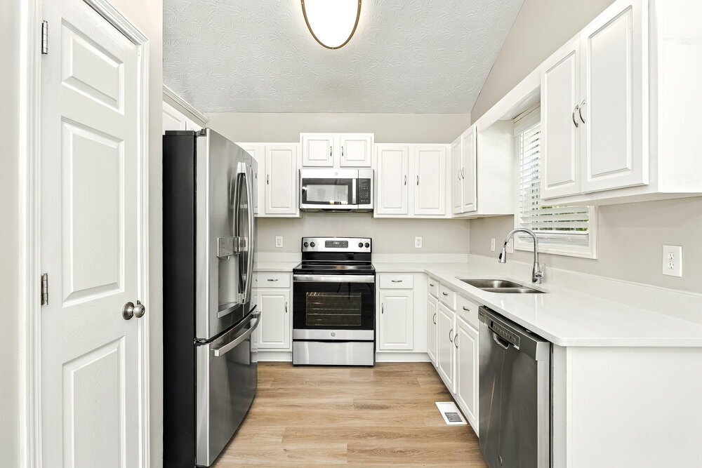 Building Photo - 5539 Princeton Oaks Ln
