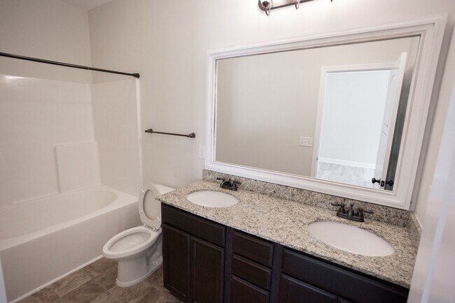 Building Photo - 315 Keegan Rock Ct
