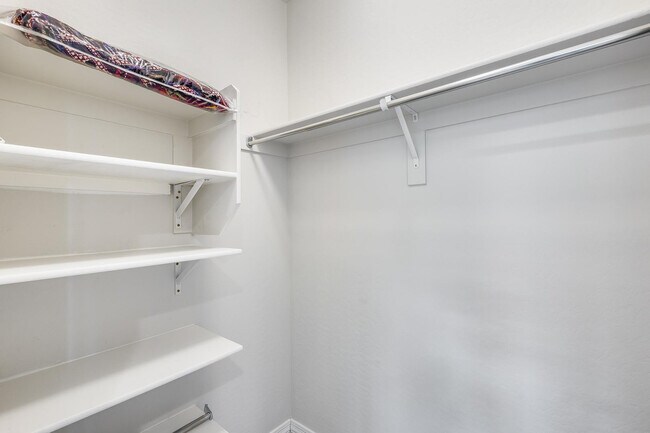 Building Photo - 7308 W Tombstone Trail