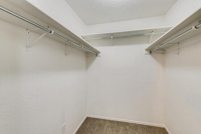 Building Photo - 9042 Camino Rey