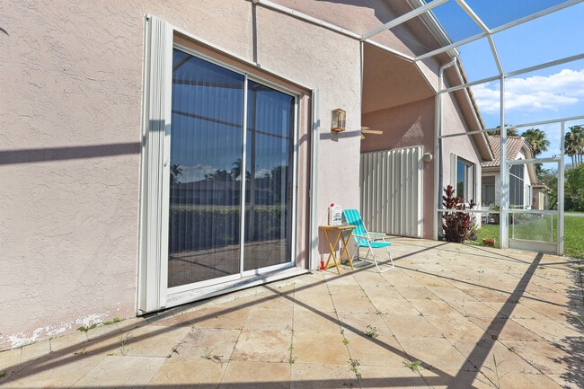 Building Photo - 7835 NW 78th Ave