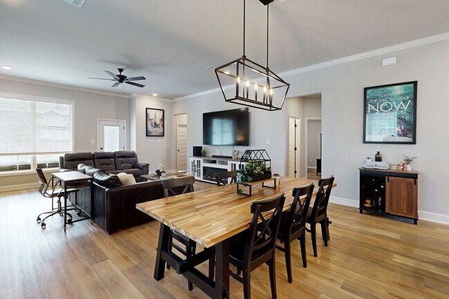 Building Photo - Spectacular Home in Southern Pointe!!