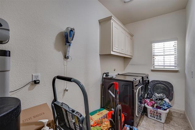 Building Photo - 13704 Blueberry Hill Dr