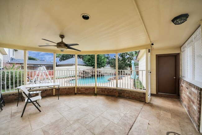 Building Photo - 20626 Chestnut Hills Dr