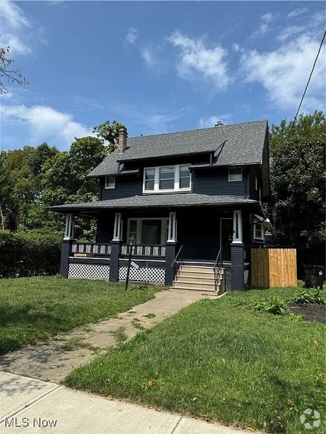 Building Photo - Charming 3 Bedroom 2 Bath in Cleveland