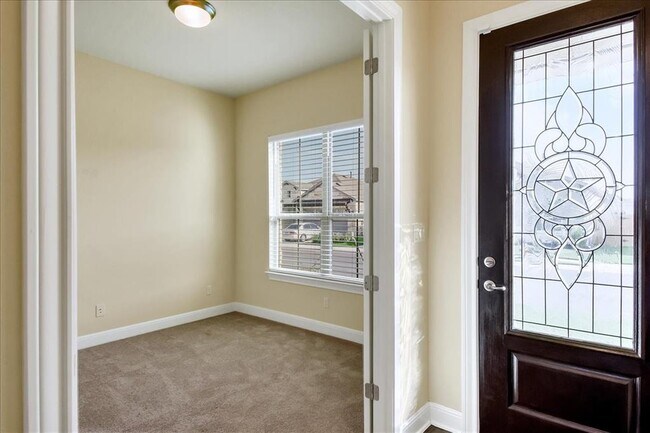 Building Photo - 3750 E Palm Valley Blvd