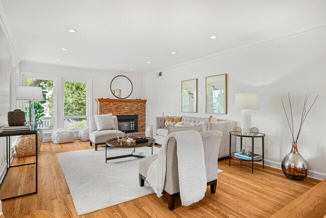 Building Photo - West San Jose home four bedrooms three baths with separate bedroom and full bath