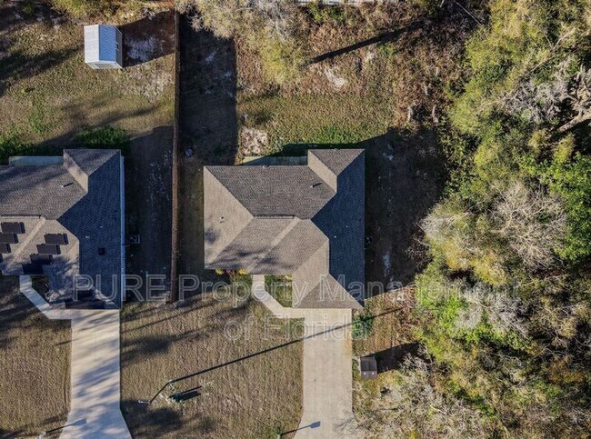 Building Photo - 11165 NW 7th St
