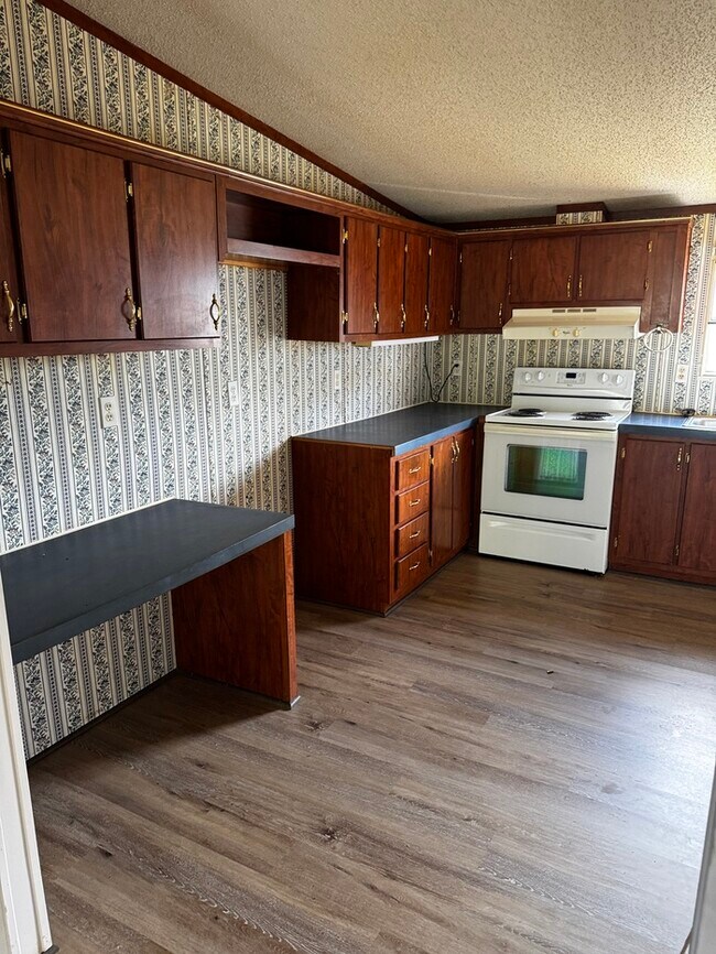 Building Photo - 5667 Turner Dr