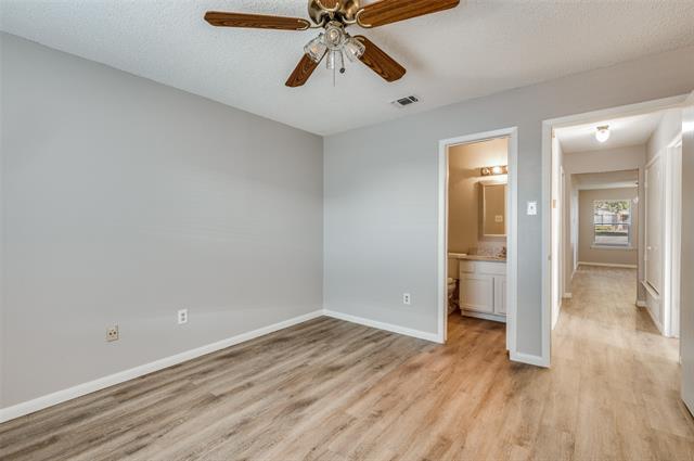 Building Photo - 830 Woodland Ct