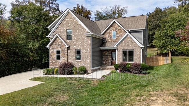 Building Photo - 8229 Pierpoint Dr