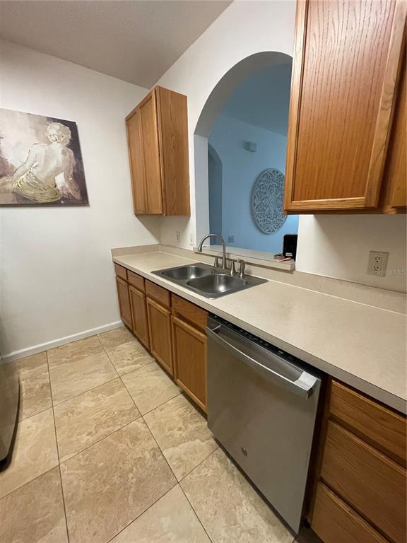 Building Photo - 6214 Stevenson Dr