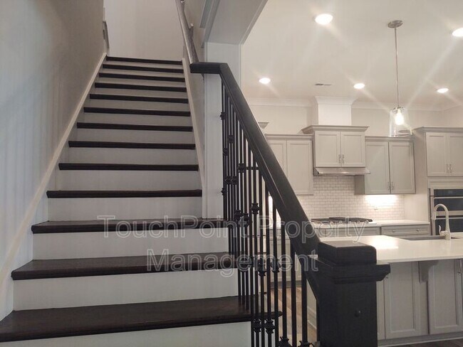 Building Photo - 4836 Blanchard Way