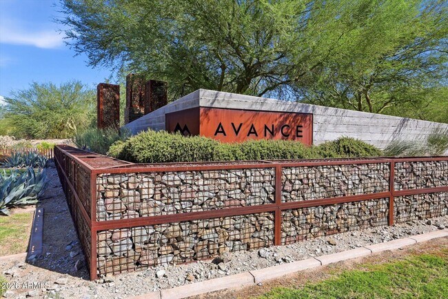 Building Photo - 1118 E Paseo Way