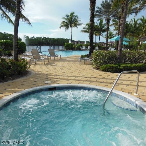 Building Photo - 1634 Tarpon Bay Dr S