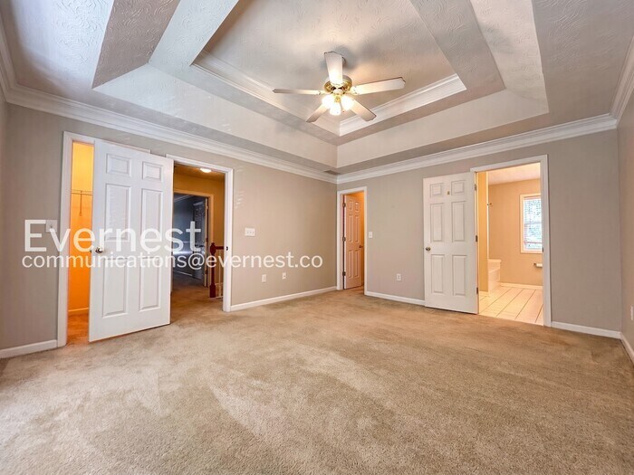 Building Photo - 2545 Waterstone Way