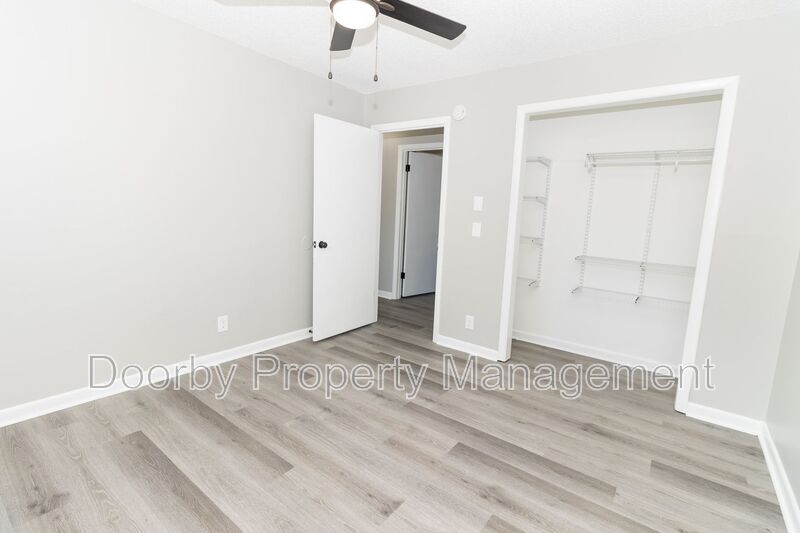 Building Photo - 2983 E Freedom Cir