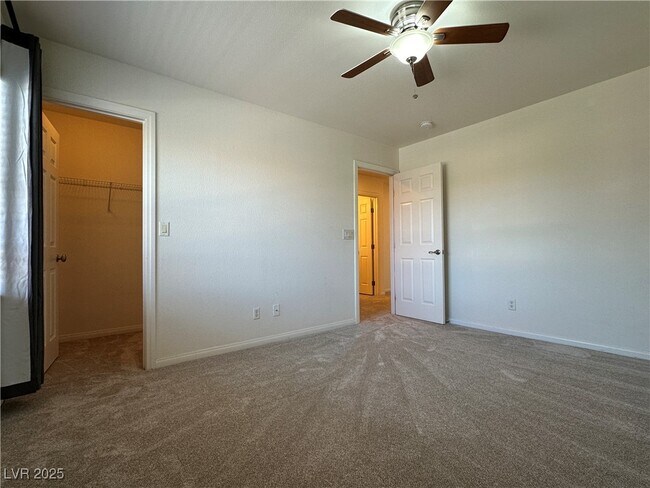 Building Photo - 2411 Brockton Way
