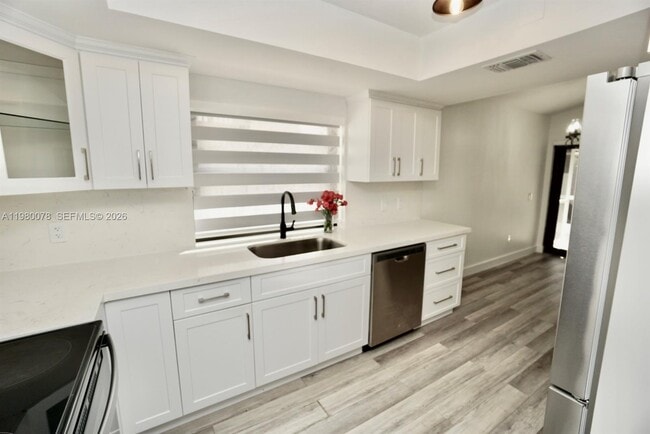 Building Photo - 14970 SW 49th Ln