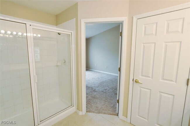 Building Photo - 1172 Oxford Ln