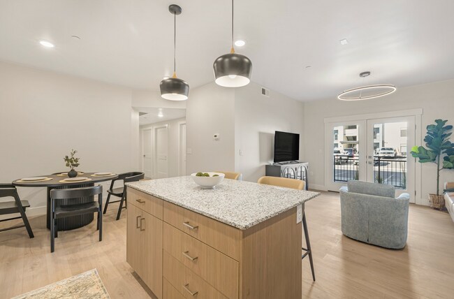 Building Photo - Lincoln Crossing Apartments unit 3107