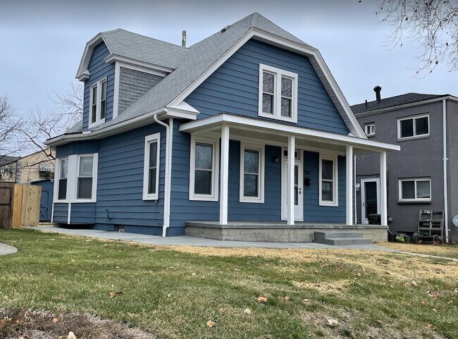 Primary Photo - 1728 W 3rd Ave