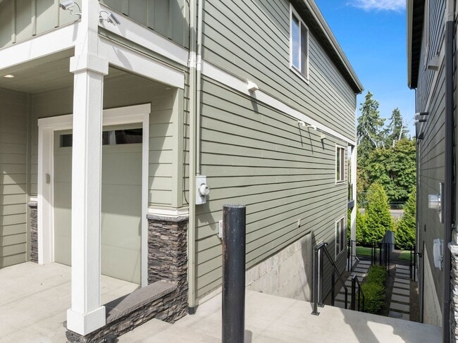 Primary Photo - Studio