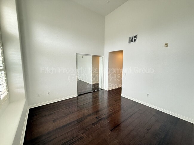 Building Photo - 815 Harbor Cliff Way