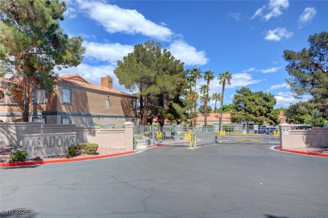 Building Photo - 5260 Mission Monterey Ln