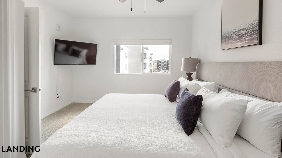 Building Photo - 760 S Boulder Hwy