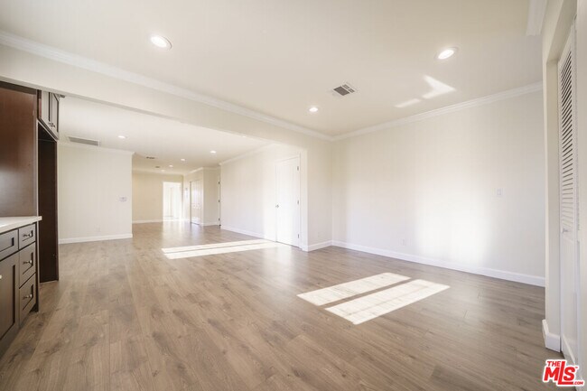 Building Photo - 136 N Rampart Blvd