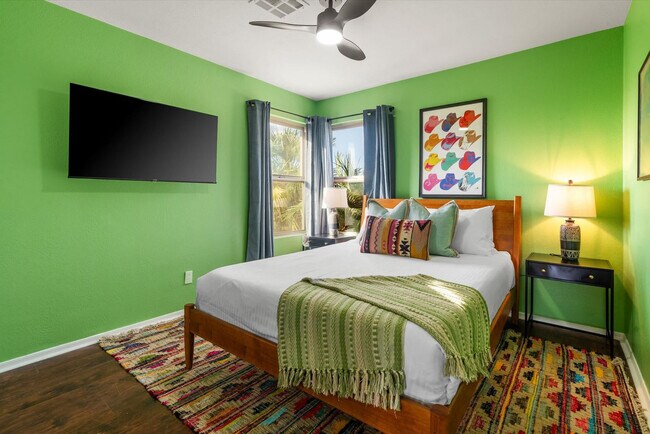 Building Photo - 7804 W Pershing Ave