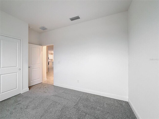 Building Photo - 4959 Shady Pnes Dr