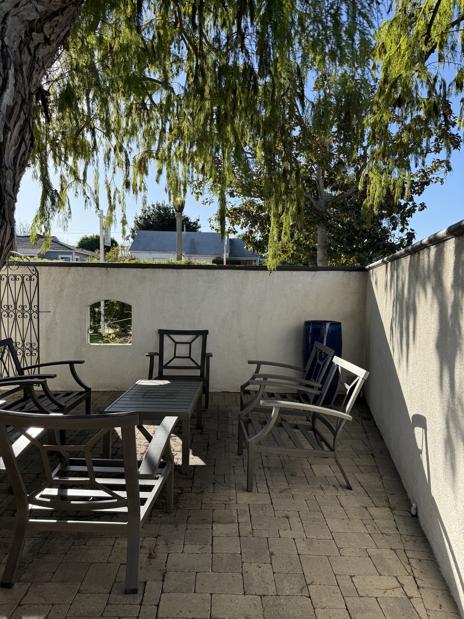 Building Photo - 8000 Westlawn Ave