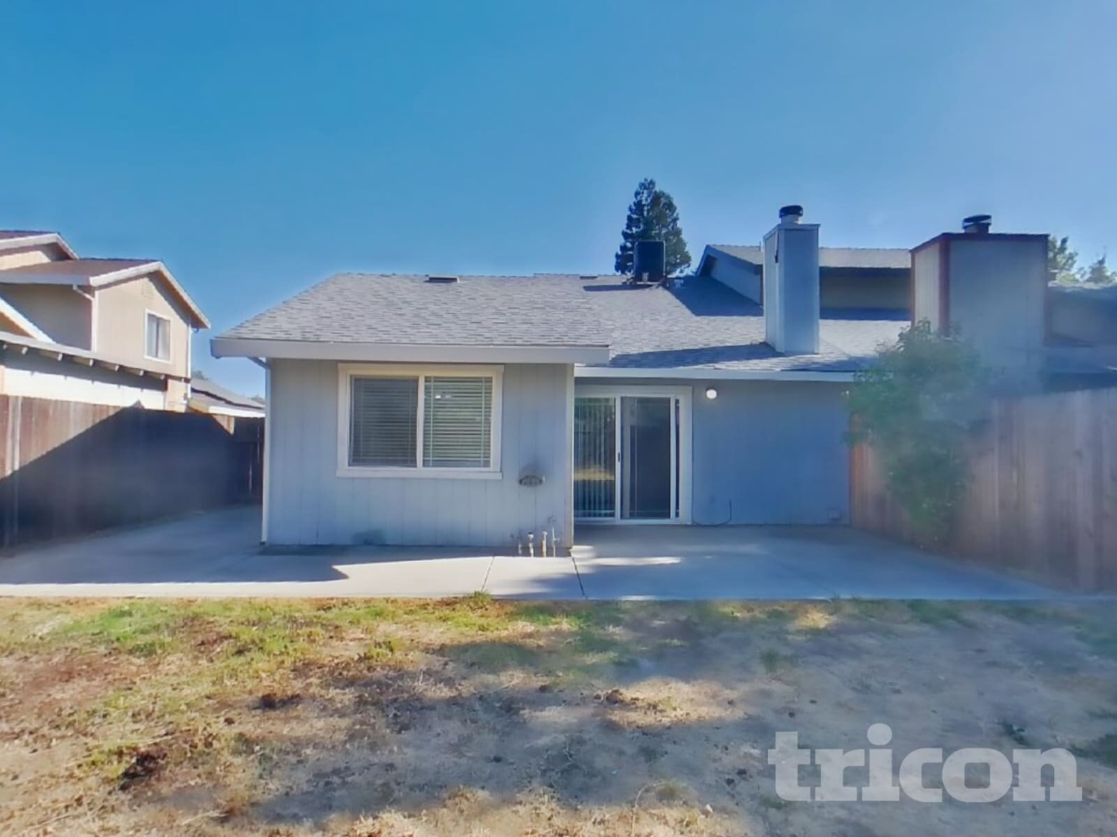 Building Photo - 9411 Aizenberg Cir