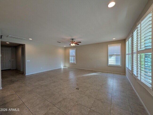 Building Photo - 5631 Cinder Brk Wy