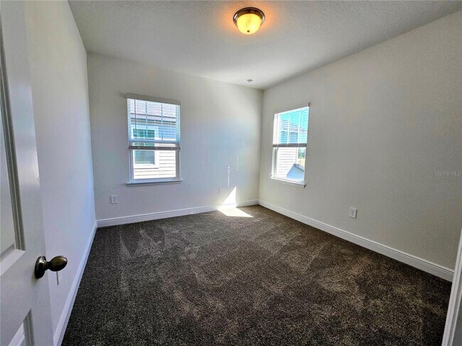 Building Photo - 2284 Hen Rd