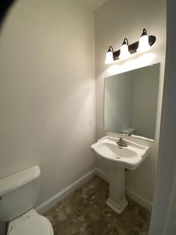Building Photo - 50 Enchanted View Cir