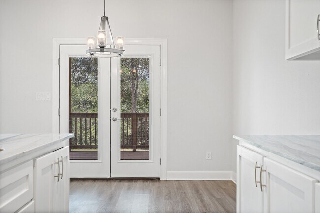 Building Photo - 129 Diamond Head Dr