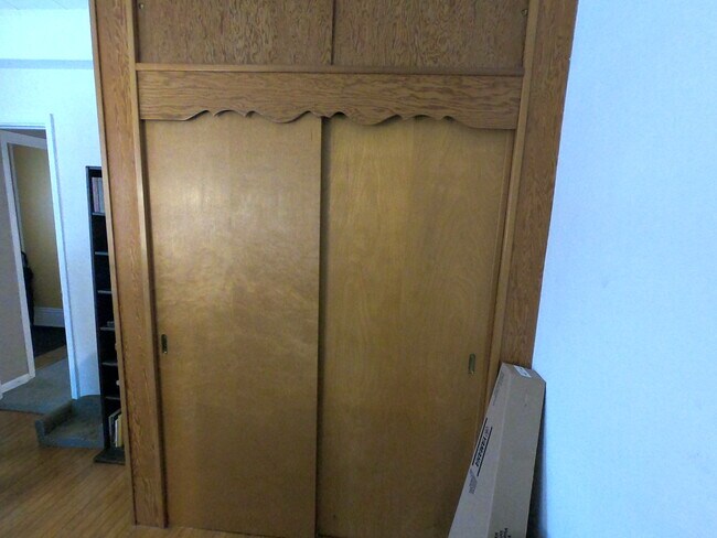 Building Photo - 2743 S Clement Ave