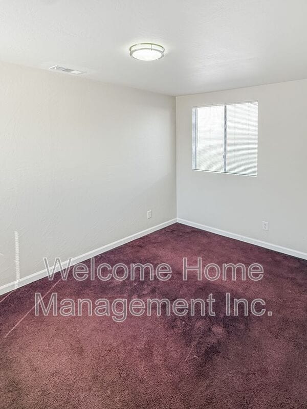 Building Photo - 184 Farrelly Dr