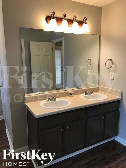 Building Photo - 35 Riverbend Trail