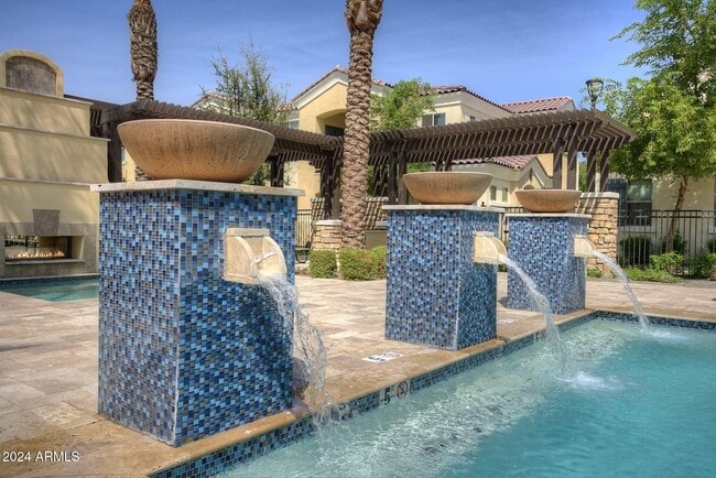 Building Photo - 1452 S Ellsworth Rd