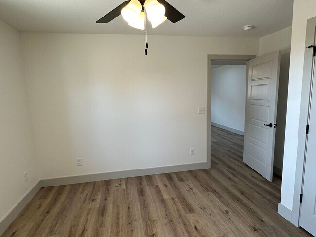 Building Photo - NEW 5 Bed 3 Bath w/ Walk Out Basement Waynesville School District