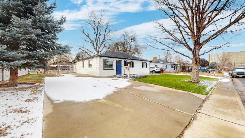 Building Photo - 1217 S Victor St