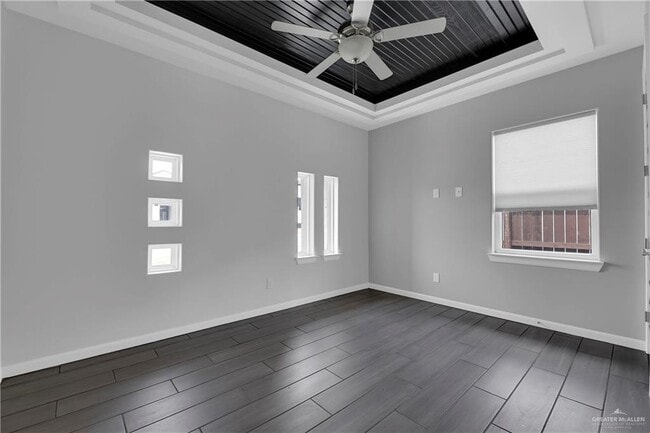 Building Photo - 20 West Dr