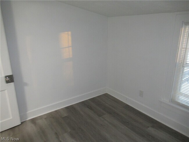 Building Photo - 4482 Liberty Rd